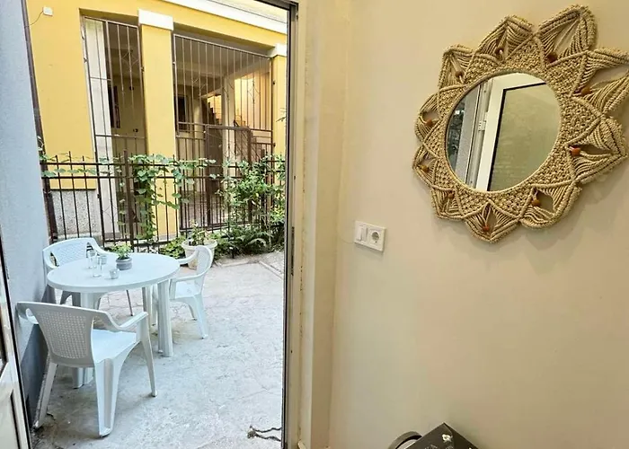 Compass- Super Center Burgas