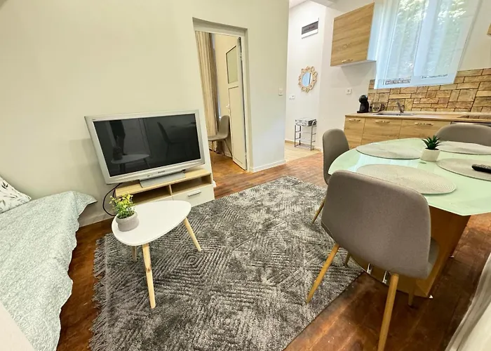 Compass- Super Center * Burgas