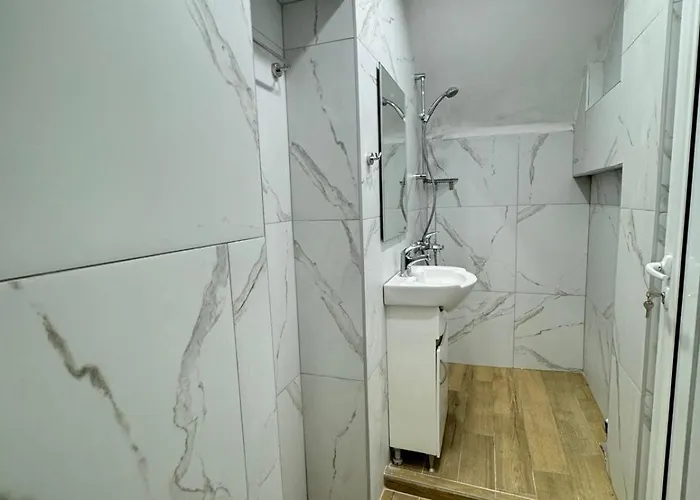 Compass- Super Center